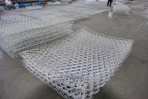Προσαρμοσμένο Galfan συγκολλημένο Gabion Basket 6 * 8CM Μέγεθος Διάτρησης Μέγεθος
