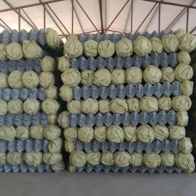 3.0 4.0 5.0mm Υφαντό κράμα Galfan Ζυγισμένο κράμα Wire Chain Link Φράχτης