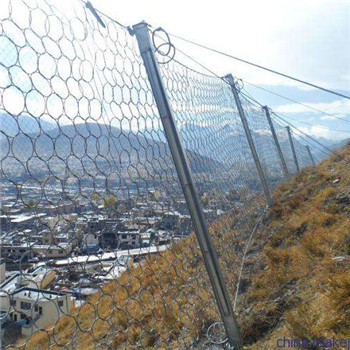 Ζυγισμένο σύρμα 4mm 10*5m Round Mesh Rockfall Barrier Net